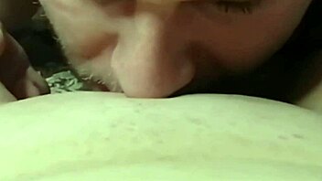 who licks pussy better than this guy?