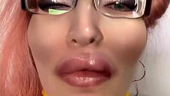 Findom addicted brat’s lips to kiss and eyes to worship