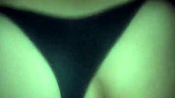 Fucking my lover quietly, is it possible?