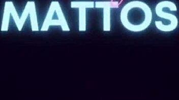 Fui uma garota levada e ganhei rola no cuzinho.