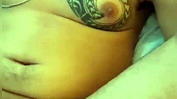 travesti fucks trans man's pussy hard