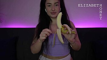 Dirty talk with banana play, wanna join my fetish fun?