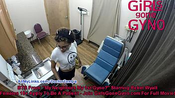 Accidental glimpses of natural tits in gyno exam room