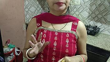 Indian housewife gets naughty on Valentine's Day with devar