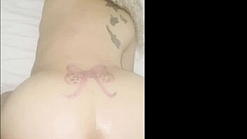 Colombian webcam model’s buttplug action