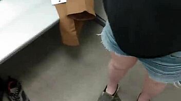 Shellyseth And Smarien75 Fucking In Walmart Dressing Room Part 2
