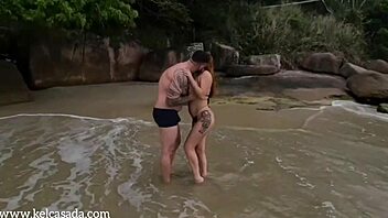 i took my beautiful blonde girlfriend to the beach, and we had passionate sex without a condom