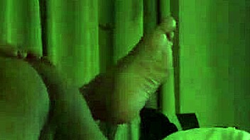 chatting about arabian chubby lifestyle and activities