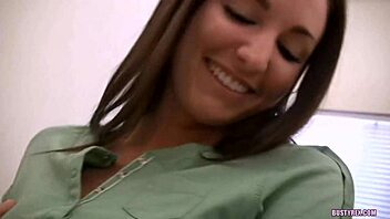 Amateur brunette babe gives handjob casually