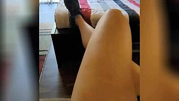 thicc thigh lovers delight in this bisexual promo 😍