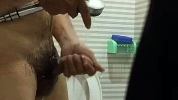 Detailed Gay Vietnamese Encounter On Blued 4 Featuring Intense Actions And Roles