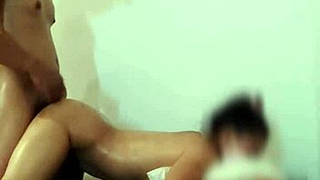 I see the male masseur fucking that thai milf in doggystyle