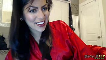 briana lee member show october 29th 2014 with webcam masturbation and natural tits