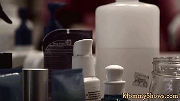 Hey, teen stepmom, wanna strapon bang in a wild threeway?