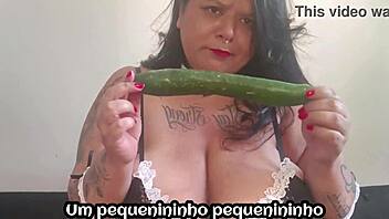 Mary Jhuana's big tits and piercings in homemade vegan porn