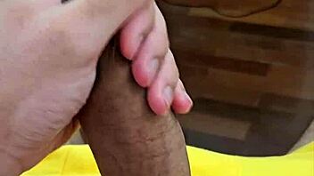 my super movie of yellow underwear