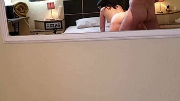 крошечная 18+ бразильская девчонка теряет девственность на 18-й день рождения!