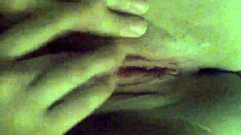 Girlfriend fingers wet pussy!