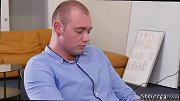 i'm having gay sex on pantsless friday