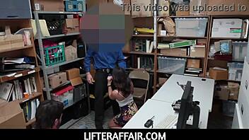 Lifteraffair - Geneva King Gets Facial From Police Dick