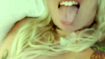 i watch alina squirting in the hotel roomm