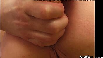 Peculiar Lesbian Hotties Spreading and Fisting Assholes