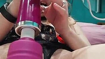 Gumma Gomory actress tries out Chinese balls for anal pleasure