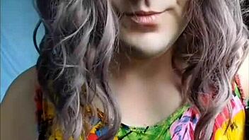 crossdresserkitty femboy shows off big ass