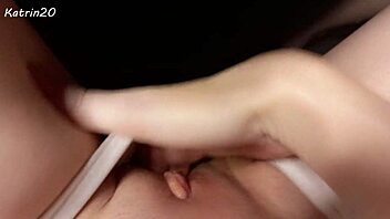 Petite 18+ wakes up wet and plays solo