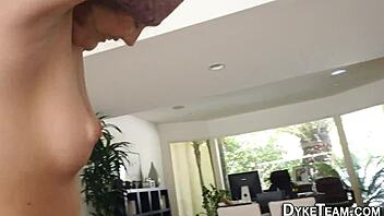 Do you want to see this teen finger that lesbian's cunt in lingerie?