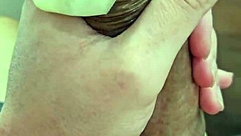 i came inside the condom during our sexy homemade session