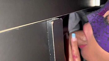 I gived her pussy in swing and ass at home