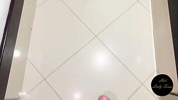 Big Booty Teen Gets Cumshot in Her Pussy.