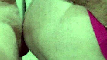Inked NZ MILF takes it in the ass on her bday