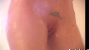 curvy babe pleasing under shower