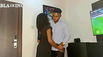 House Agent Convinces Client With Her Pussy 😏🏢