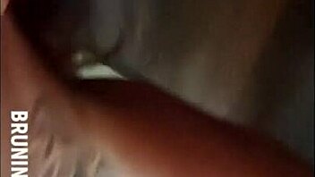 Safada Gostosa Sensualizing in Video for Friend.