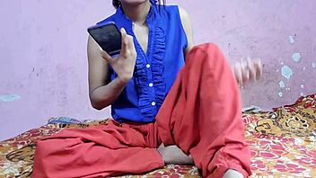 A steamy homemade video of a big-chested Indian bhabhi in hot scenes