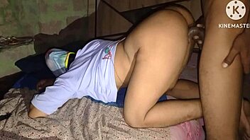 Desi Bhabhi Squirts On Devar During Fucking