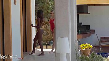 Hey, check out Boni's lesbian sex with the spanish blonde 😘