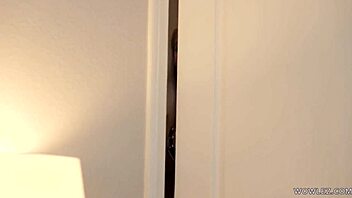 Mature Eva Long and Annie Archer Lick in Open House Bedroom