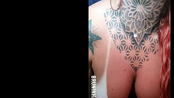 Safada Gostosa Sensualizing in Video for Friend.