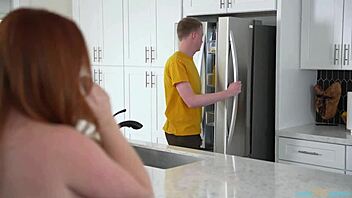 I'm taking care of my stepmom's pussy