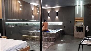 wild sex in bathtub with big black cock orgasm 😈