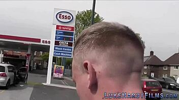 Alternative Spex Babe Feels Intense Pleasure Fucking Outdoors With Monster Cock