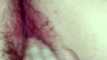 Ensimmäinen kerta pillu videolla, haluatko nähdä miltä tuntuu?