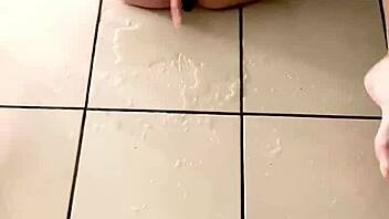 Teen skinny blonde has intense solo pleasure session