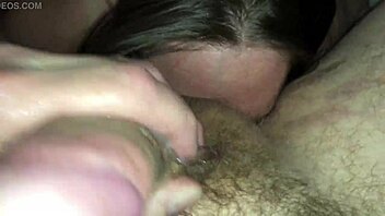 Bunnieandthedude teases with a wild offer to suck cock in homemade clip.
