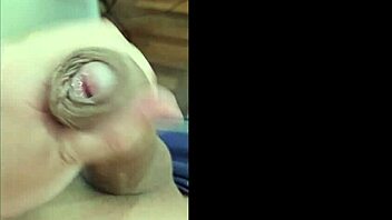 Novinho dotado gozando gostoso with twink fetish and homemade brazilian solo