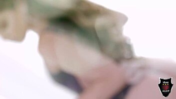 Bobby Dylan Deepthroats Rome Majors' Cock In Wet Interracial Bareback.